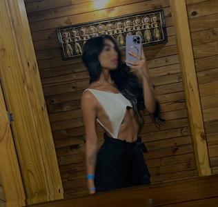 Chica busca chico en Menorca: 