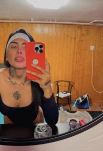 Chica busca chico en Menorca: 