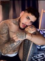 646044694: Chico busca chica en Valencia