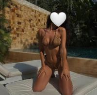 641398584: Chica busca chico en Sevilla