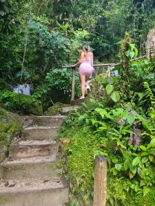 664350470: Chica busca chico en Barcelona