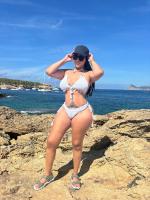 697405928: Chica busca chico en Madrid