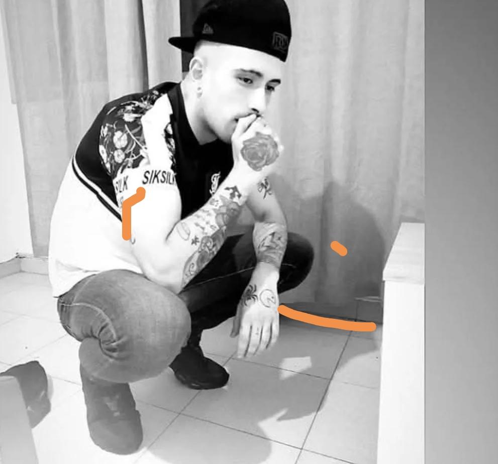 623949778: Chico busca chica en Pontevedra