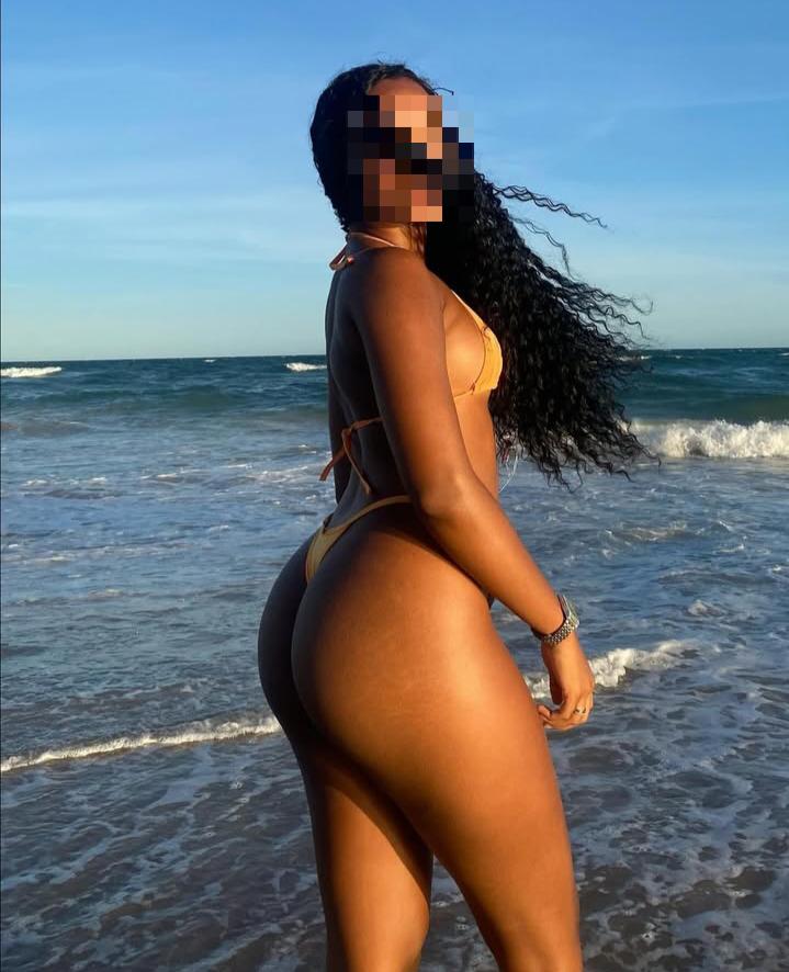 Chica busca chico en La Coruña: 