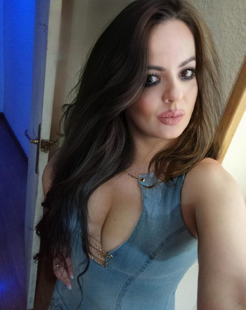 Chica busca chico en Murcia: 