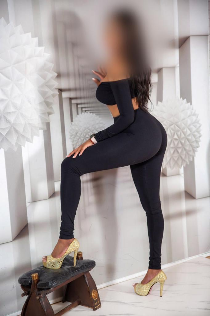 Chica busca chico en Madrid: 