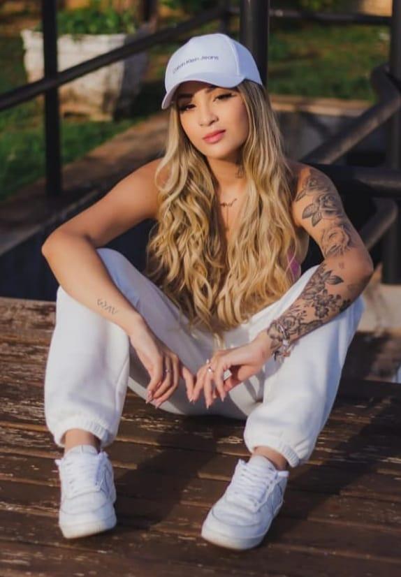 Chica busca chico en Almería: 