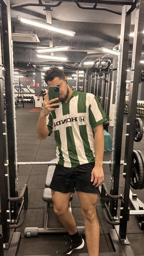 Chico busca chica en Asturias: 