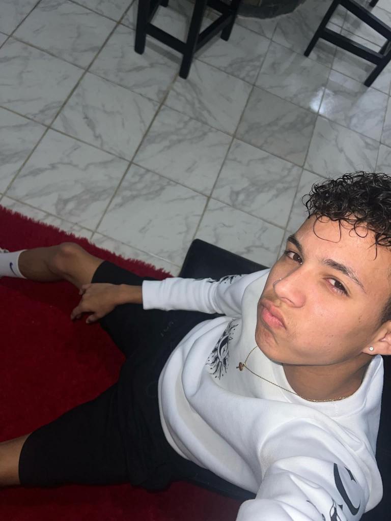 Chico busca chica en Tenerife: 