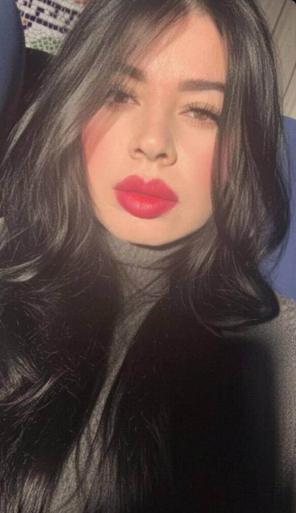 Chica busca chico en Almería: 