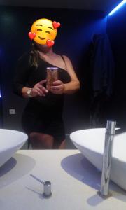 603462134: Chica busca chico en La Coruña