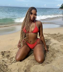 642971463: Chica busca chico en Cádiz