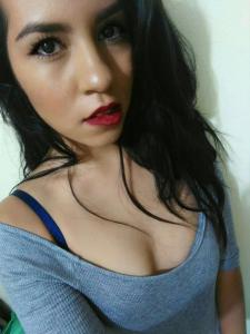 642257982: Chica busca chico en Cantabria