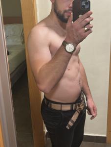 642731955: Chico busca chica en Cantabria