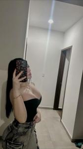 643294447: Chica busca chico en Tenerife