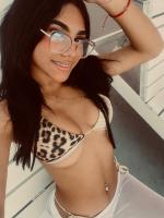 633863889: Chica busca chico en La Coruña