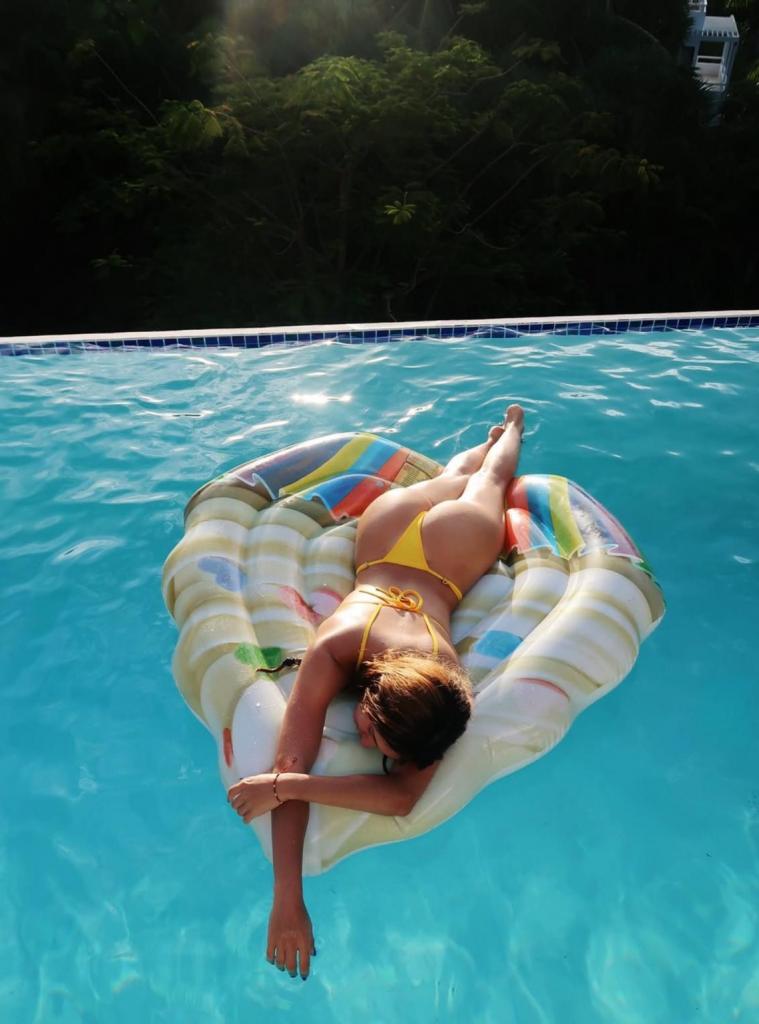 Chica busca chico en Sevilla: 