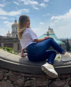 Chica busca chico en Toledo: 
