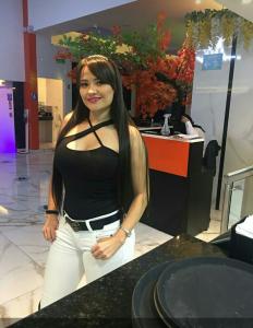 Chica busca chico en Barcelona: 