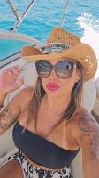 695755427: Chica busca chico en Málaga