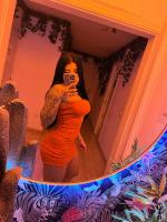 617746381: Chica busca chico en Madrid