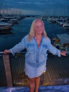 Chica busca chico en Asturias: 