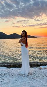 613698843: Chica busca chico en Málaga