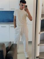 664295057: Chico busca chica en La Coruña