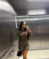 613698843: Chica busca chico en Málaga