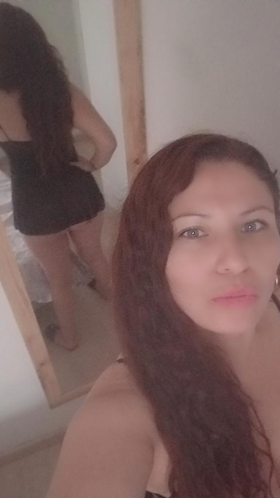 672870558: Chica busca chico en Cáceres