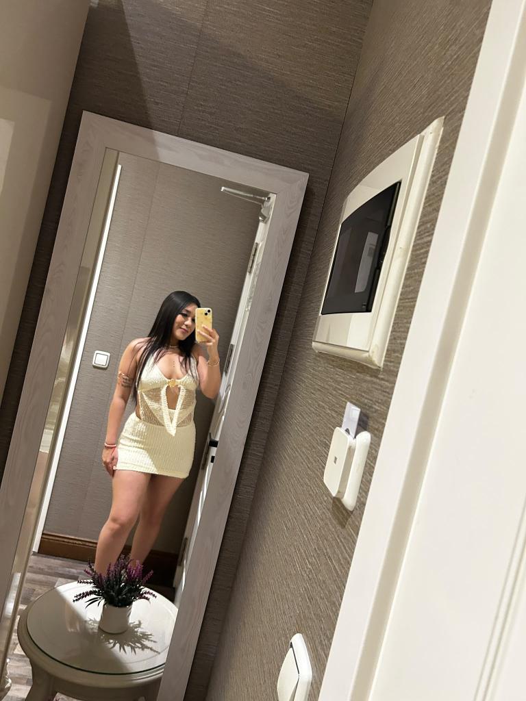 611283364: Chica busca chico en Madrid