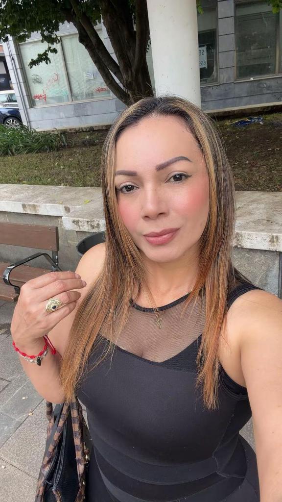 686159741: Chica busca chico en Guipúzcoa
