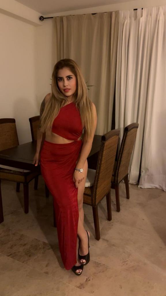 647026795: Chica busca chico en Alicante