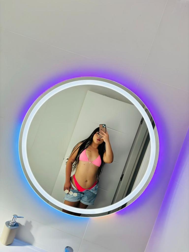 611340037: Chica busca chico en Madrid