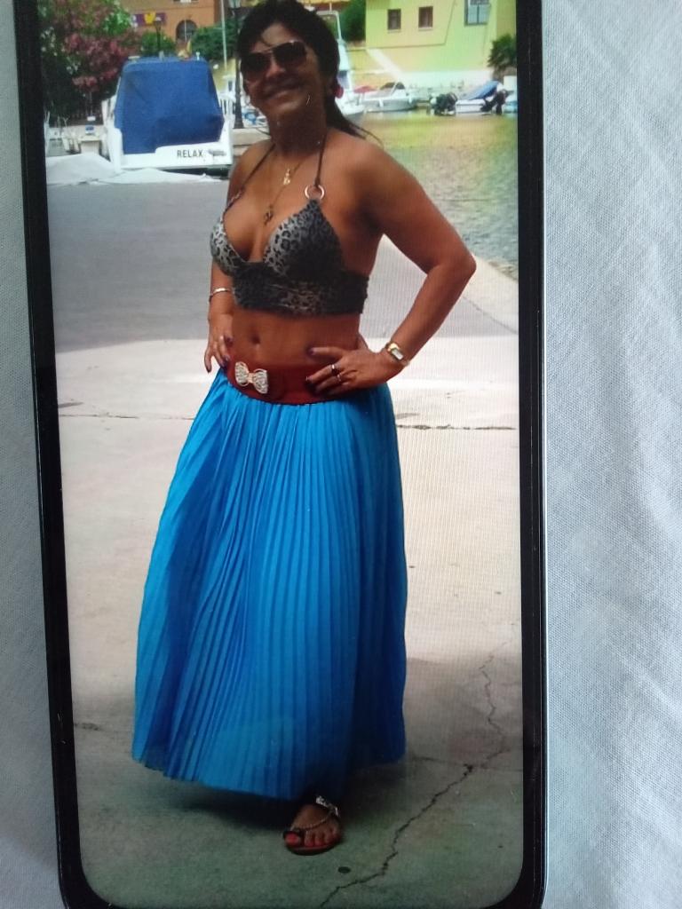 Chica busca chico en Ibiza: 