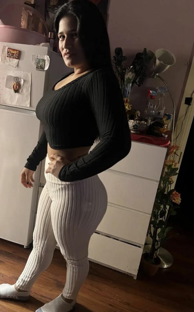 641869512: Chica busca chico en Madrid