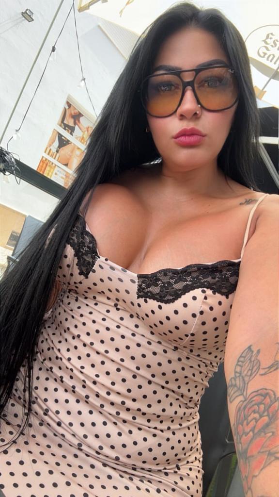 699387190: Chica busca chico en Cádiz