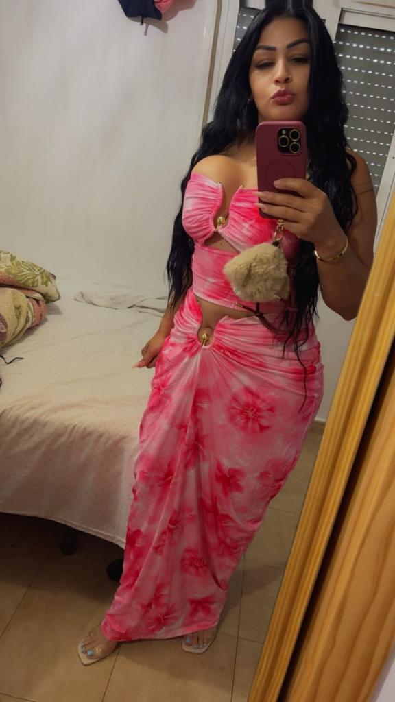 Chica busca chico en Cádiz: 