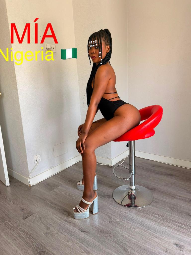 613557986: Chica busca chico en Madrid