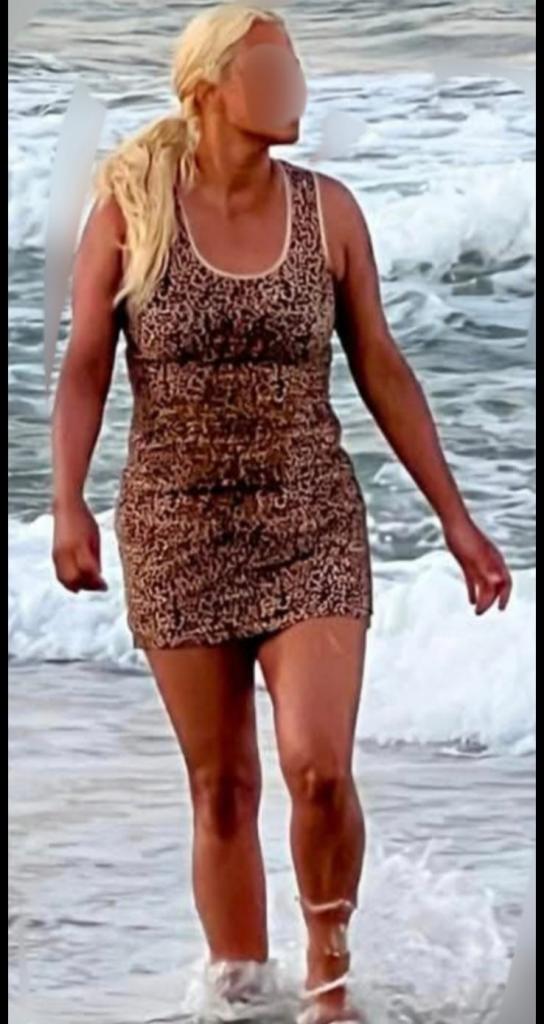 664282545: Chica busca chico en Madrid
