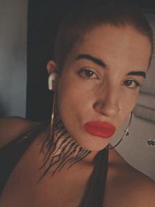 614302319: Chica busca chico en Toledo