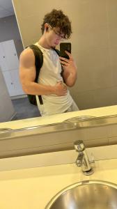 602049738: Chico busca chica en Zaragoza