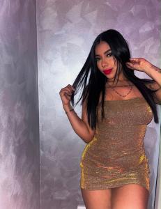 643740405: Chica busca chico en Almería
