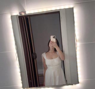 654461739: Chica busca chico en Madrid