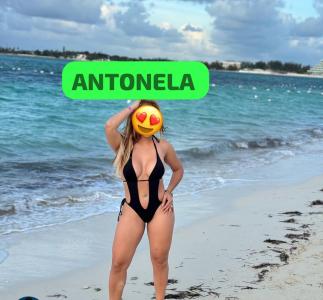 631379748: Chica busca chico en Barcelona