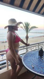 613693633: Chica busca chico en Málaga