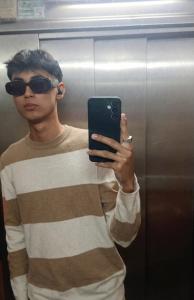 604191398: Chico busca chica en Lugo