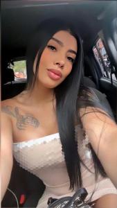 674624206: Chica busca chico en Barcelona