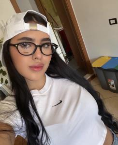 643958954: Chica busca chico en Mallorca