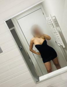 610919811: Chica busca chico en Madrid